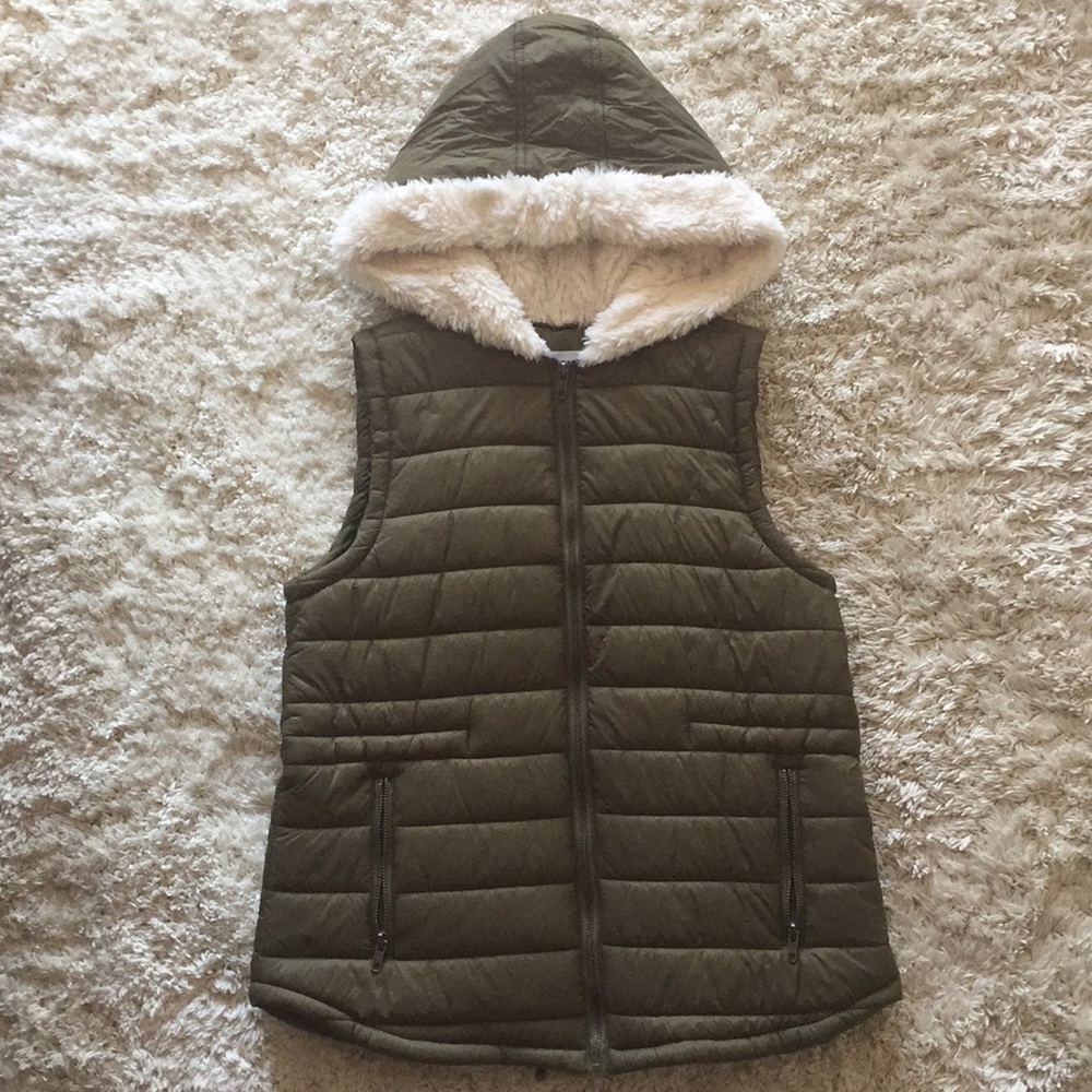 NWT JACK by BB DAKOTA Take On Me Vest